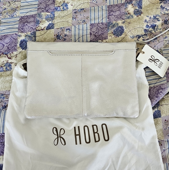 HOBO Jessa NWT in Silver - Picture 3 of 14